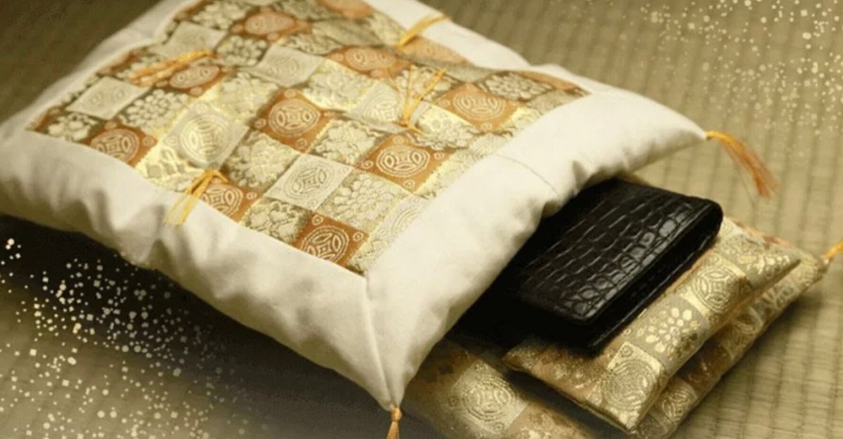 定位置を決めたらもう探さない！最適な財布の置き場所RoomClip mag暮らしとインテリアのwebマガジン