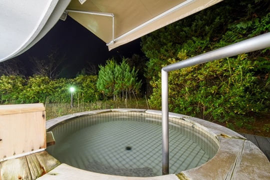 キツネ村へ無料送迎！宮城蔵王キツネ村へ行くなら、とってもお得な「薬師の湯」へ！キツネコラムキツネ写真館