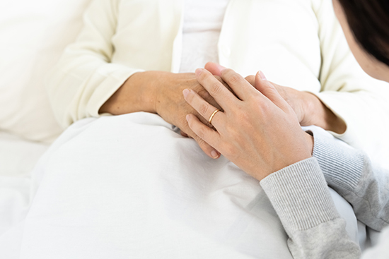 在宅看取り在宅看取りに向けて介護の知識訪問看護・24時間の在宅看護等のサービスを自費で！ ナースアテンダント