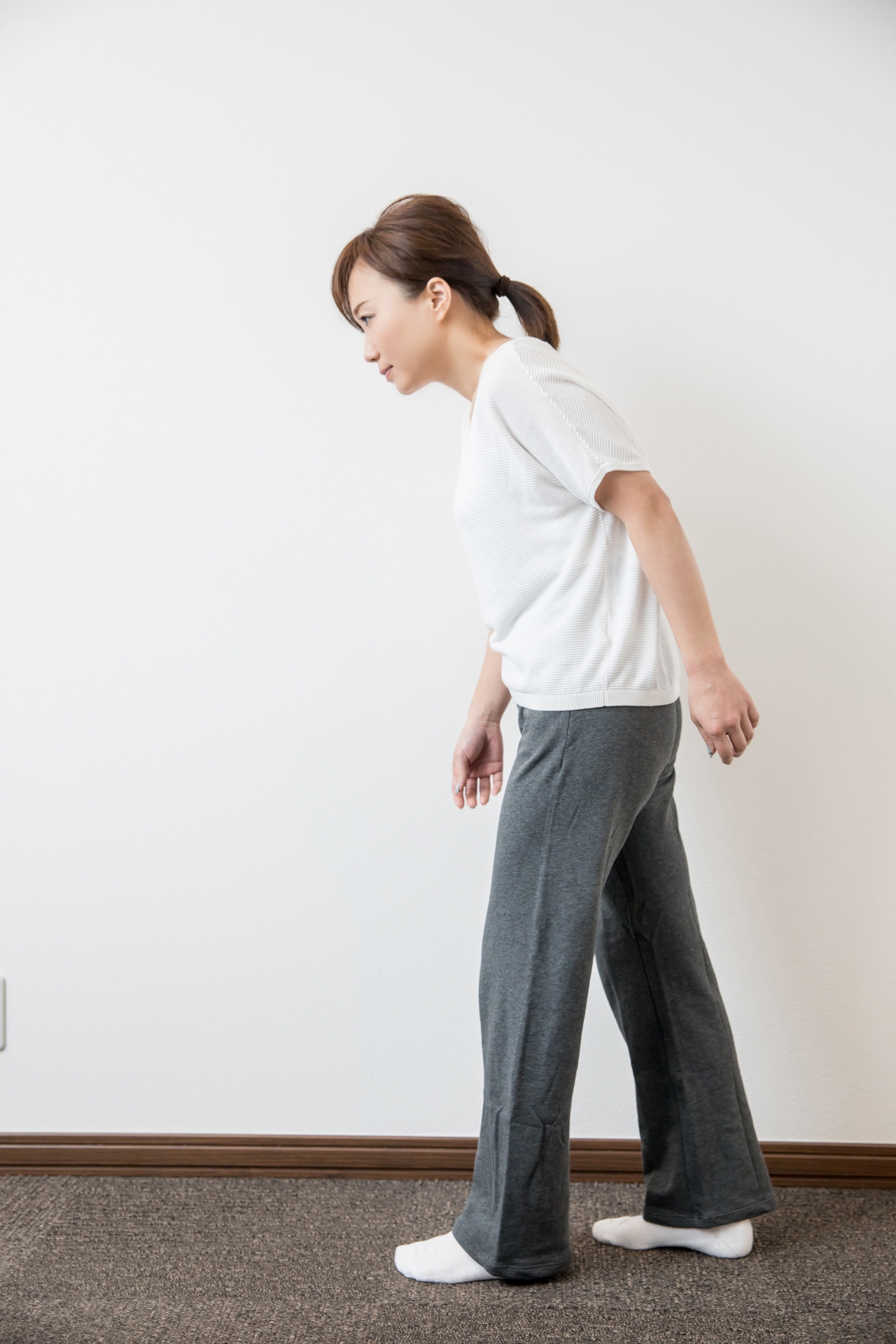 62,897件の「歩く 横」の動画素材 ‐ 4K、HD動画クリップShutterstock