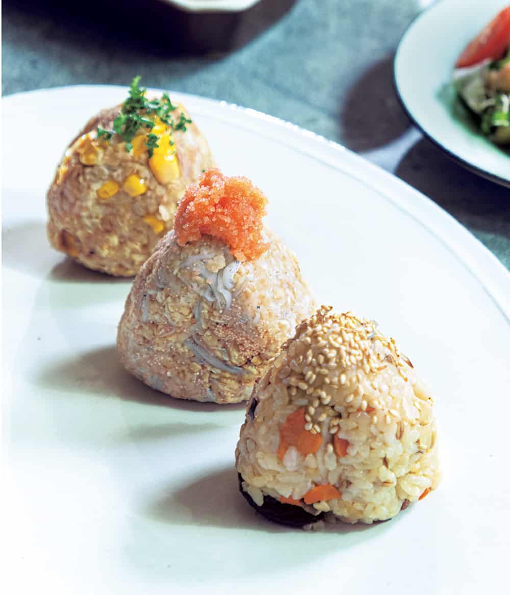 ダイエット中の朝ごはんにおすすめのおにぎりの具材🍙富岡市の24Hフィットネスジム『FITNESS GYM ARMY』