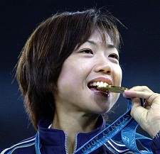 なぜメダリストはメダルを噛むの？50代淑女の備忘録