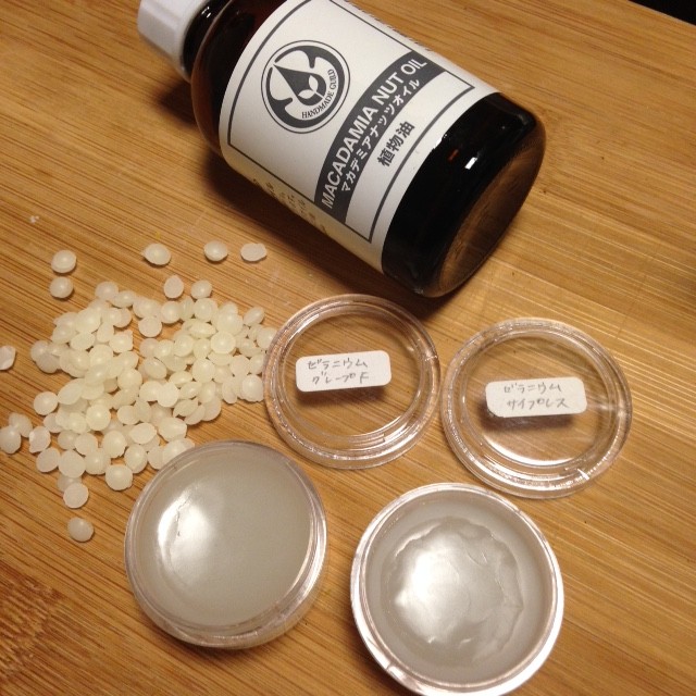 ハンドクリームの作り方〜精油を使って10分で完成！＜簡単手作りアロマレシピ＞GardenStoryガーデンストーリー