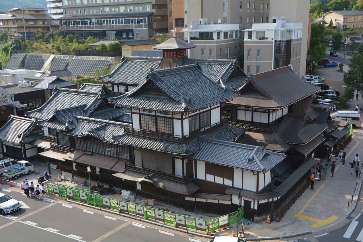 千と千尋の神隠し』「油屋」は遊郭？実は夜の店説を考察してみました。 | シネマスター