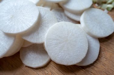 酒と良縁な「カンタン、滋味を味わう大根おろし」─ こだわりの晩酌、呑むなら作るべし日本酒専門WEBメディア「SAKETIMES」