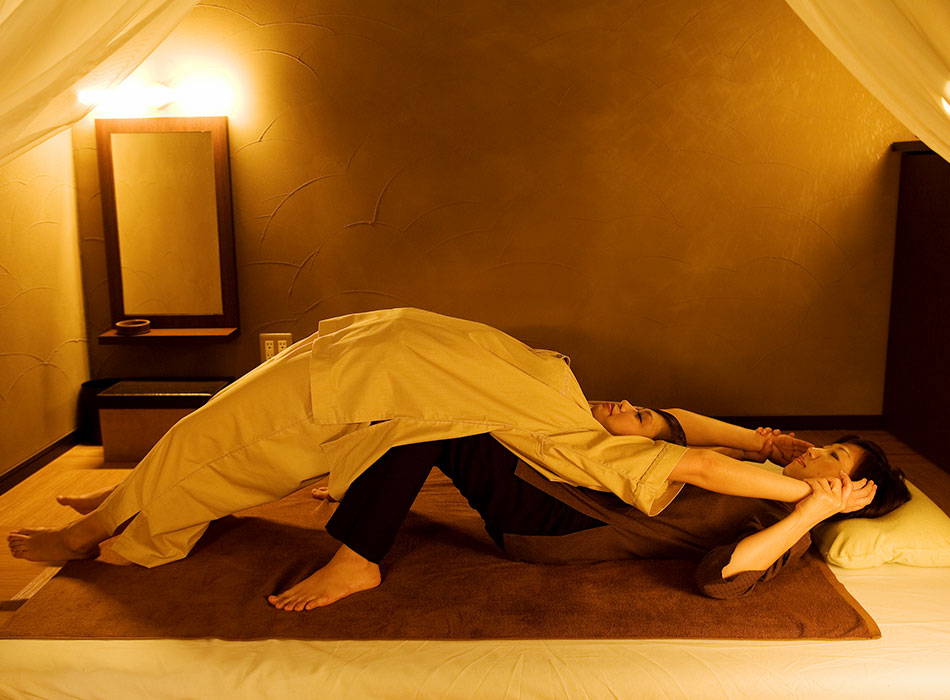 松山市 デザイナーズマンションの一室で至福の時間。タイ古式リラクゼーションのお店「ポーン・ガン」 藤井さこ- エキスパート - Yahoo!ニュース