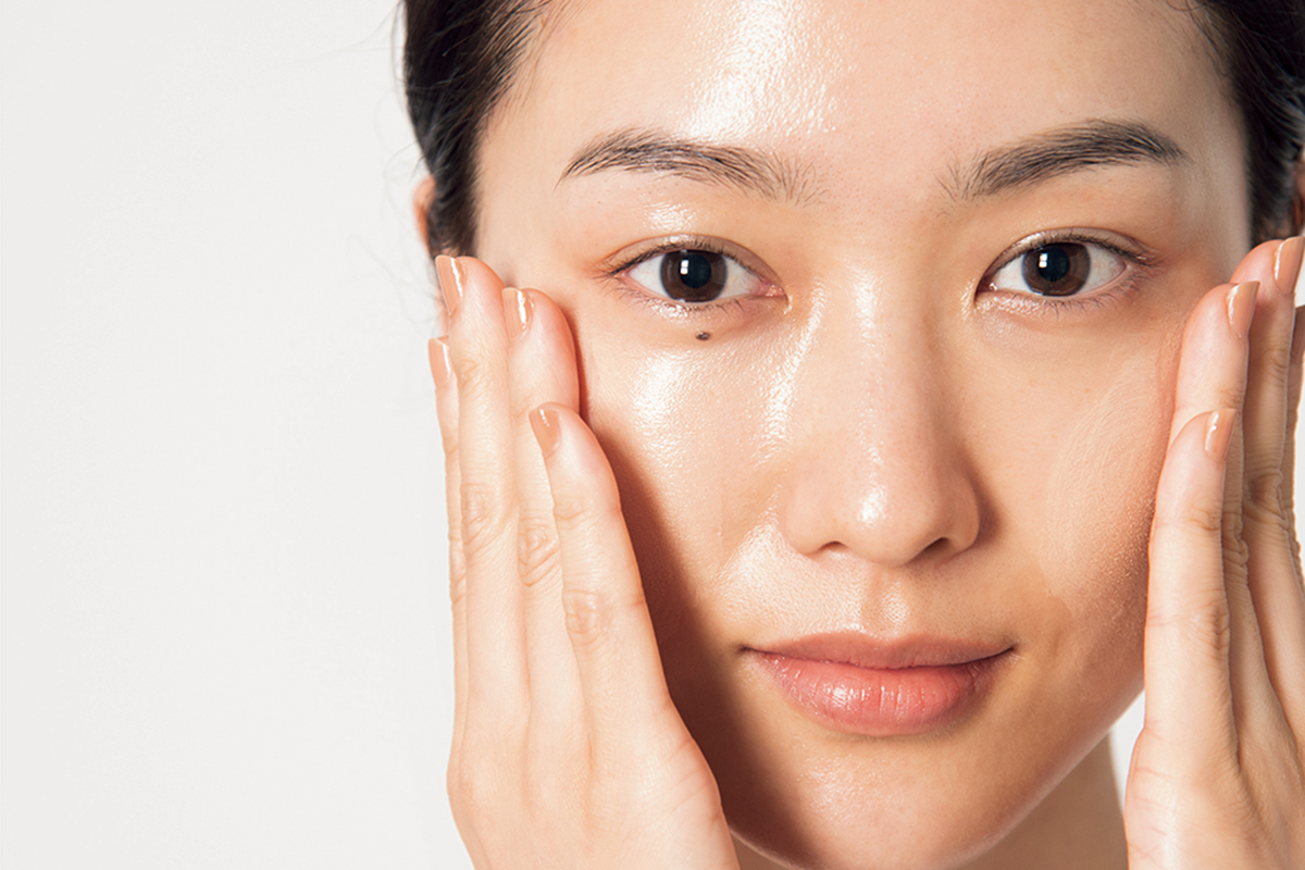 40代からのメイクのやり方は？ 若見え、垢抜け印象も叶う！ OVER40歳にちょうどいいメイクを解説マキアオンライン美容雑誌『MAQUIA マキア 』公式ビューティサイト