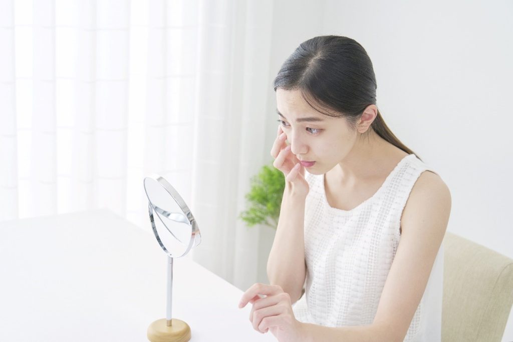 大人ニキビは内臓の不調が原因？肌トラブルは内側から改善しようニキビ研究所 - 何をしても治らない人の最後のニキビケア