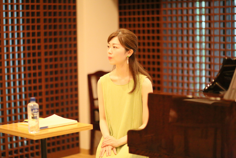 さて、南アフリカで食べた高級ステーキ それも本日のスペシャル部位 はおいくらでしょう？ ヨハネスブルグの高級ステーキハウス「TheGrillhouse @thegrillhousesa」は、夜はドレスアップした現地の人たちが集まるステーキの名店ですが、この巨大Tボーンステーキに前菜