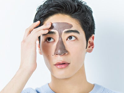 男のいちご鼻、洗顔じゃ治らない？ オロナイン＋鼻パックで“ごっそり”試してみた話