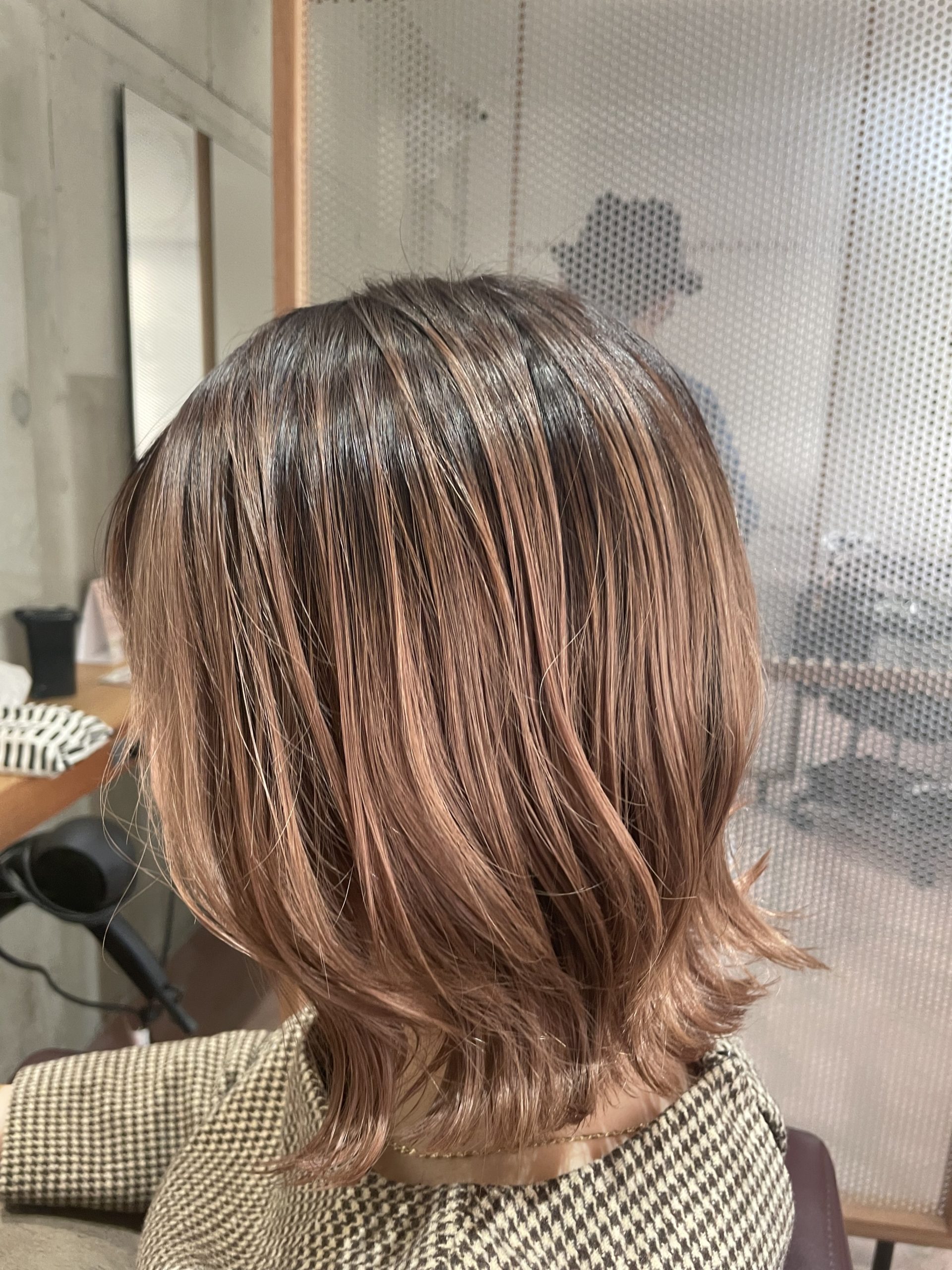 シャドールーツカラーの意味とパターン 応用性流山市の美容室 ヘアサロン ウェーブ