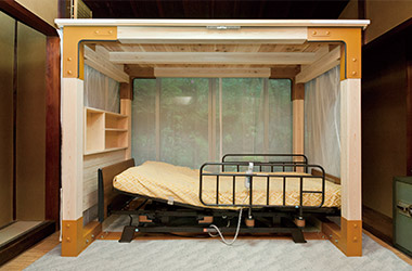 耐震用ベッドシェルタ