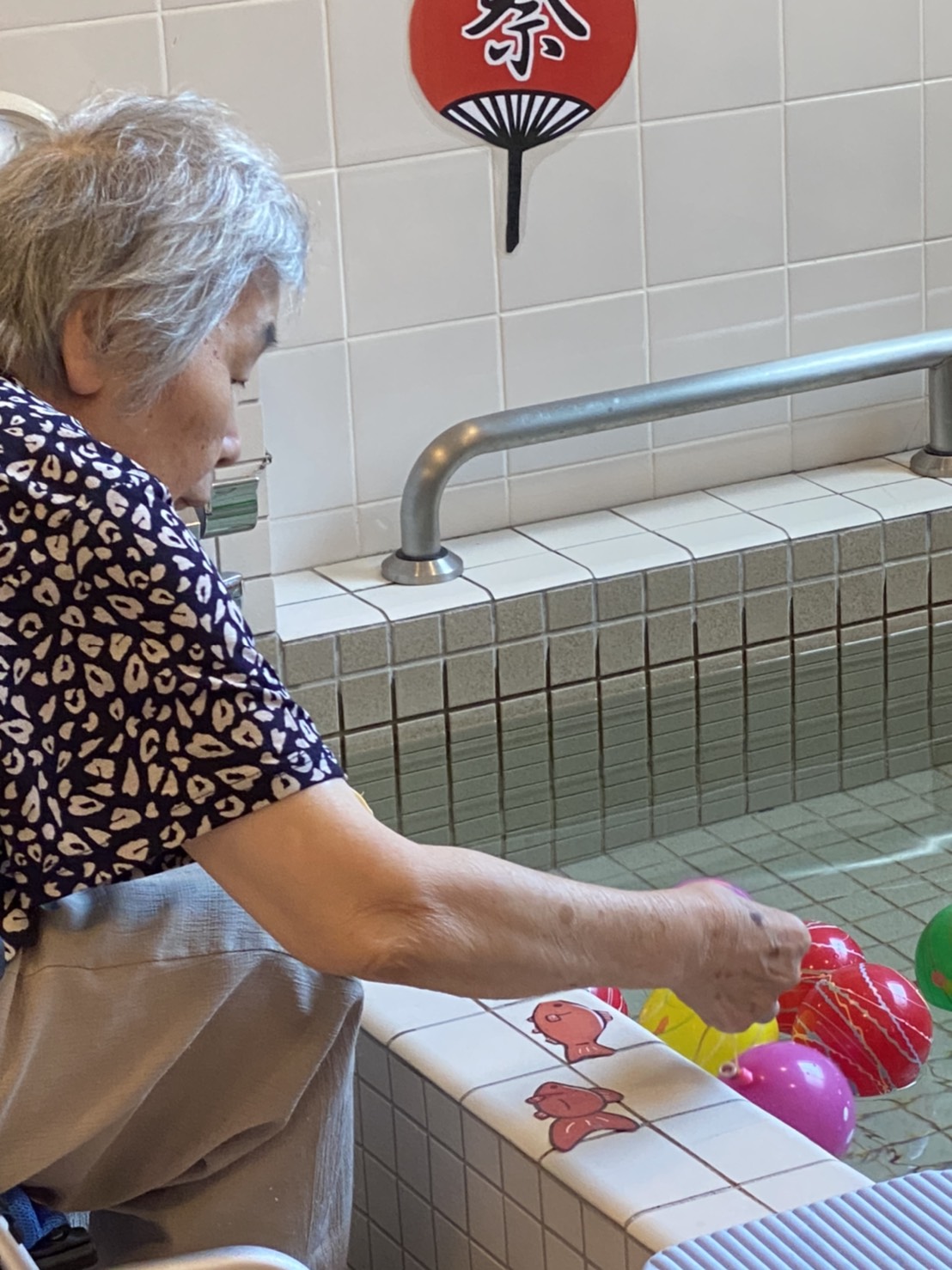 デイサービスの夏祭りレク!! 屋台風ランチもゲームも店員さんからのプレゼントです🎁美穂の家