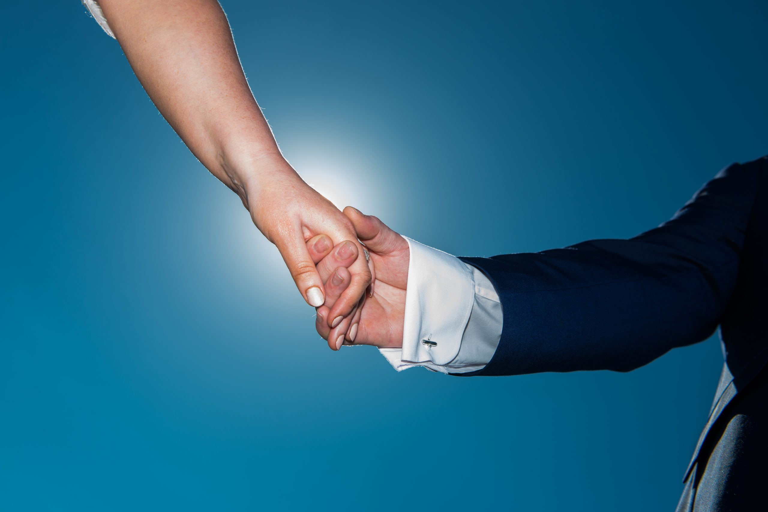 恋愛におけるスキンシップとは？スキンシップする心理や効果についてPairs ペアーズ