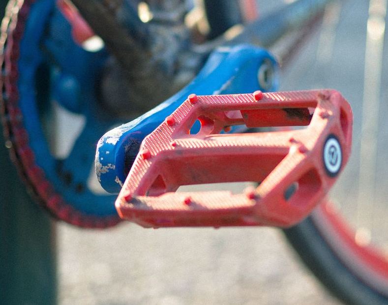 ペダルの交換メンテナンス・カスタム講座サイクルベースあさひ