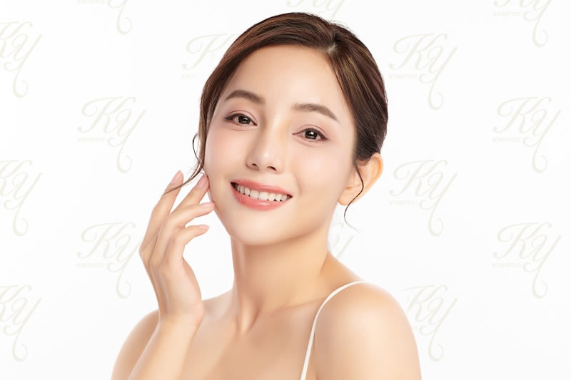 𝐌𝐨𝐭𝐨𝐤𝐢 - 𝐌𝐓𝐊 -顔痩せ. 体脂肪が減少すると顔が小さくなります逆に太ると顔が写真の2倍程になります太りながら顔痩せをキープするのは私にはできません. イケメンになりたかったらまず痩せることをお勧めします写真より今は12kg程