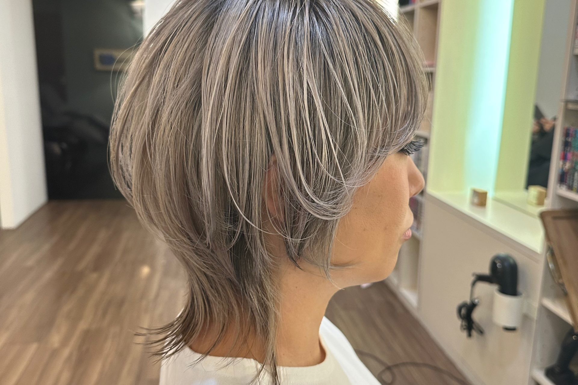 シャドールーツとは？メリット＆デメリットからおすすめスタイルまで徹底解説！bex journal