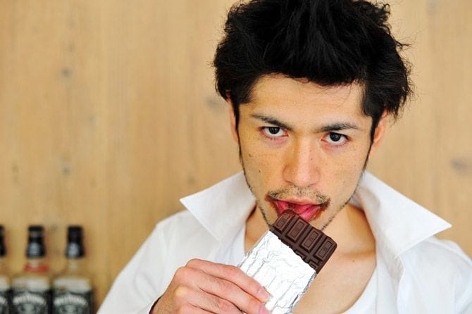 バレンタイン後の男性心理を解析！職場でも恋のサインを見逃さないでLover Log