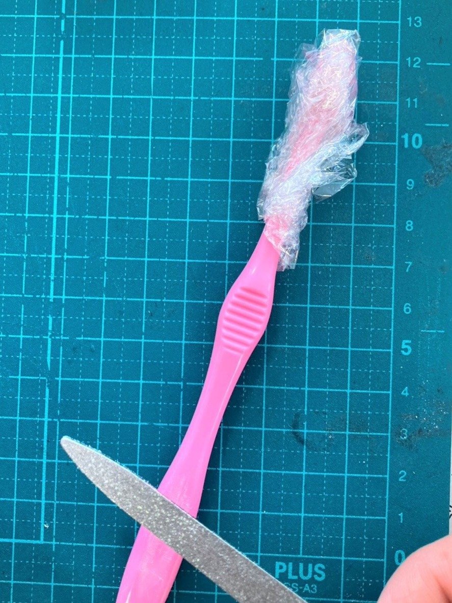 推しカラーが「白色 ホワイト」の推し活スマホケースアレンジを紹介 Ciara