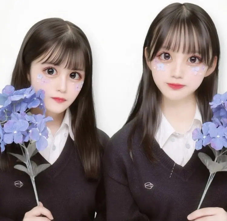 やってみた インスタで流行中の「フラワーメイク」に挑戦！ 押し花を使ってカワイイ写真がカンタンに撮れるよPouch ポーチ