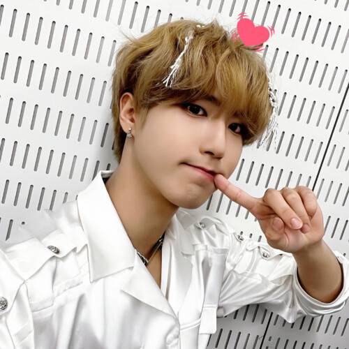 StrayKids ハンが眼帯をしている理由は目の病気！？過去の病気や活動休止理由もK-Journal