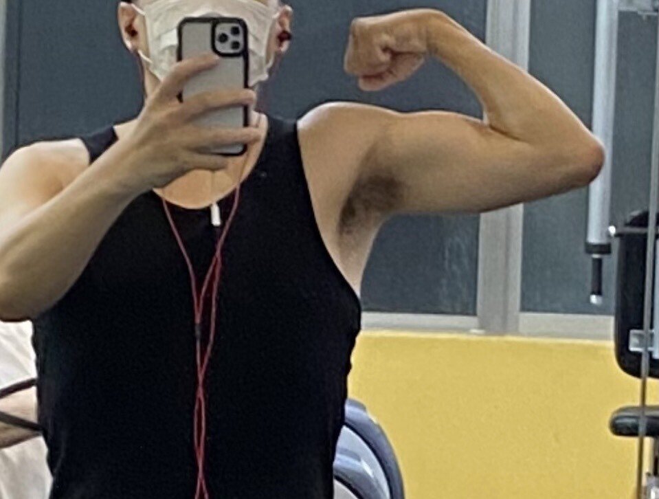 質問です。ヴィン・ディーゼルのような体つきになるには筋トレをど- Yahoo!知恵袋