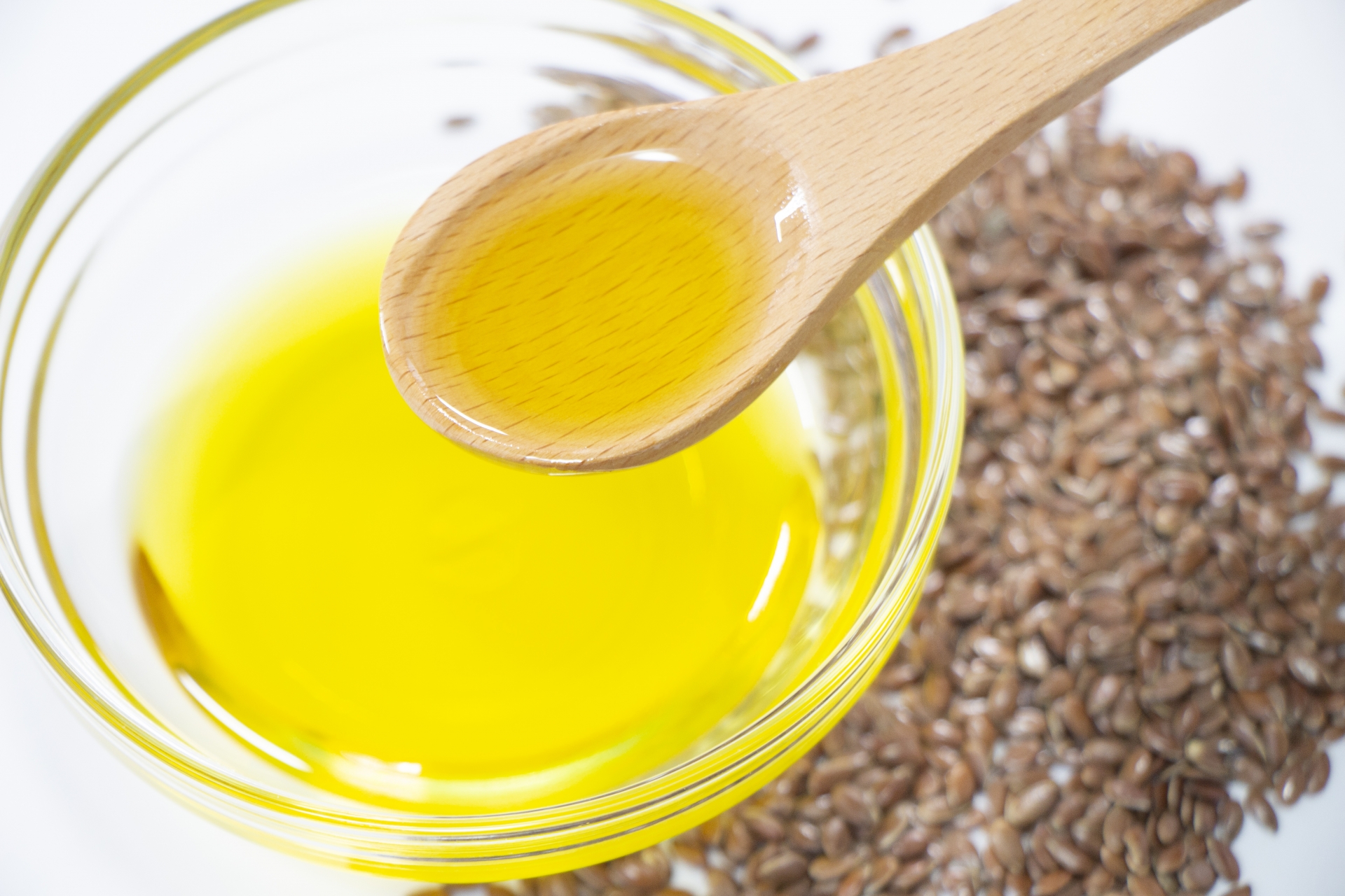 妊娠中におすすめ！逸品こめ油のひみつ 〜育む⼒、胚芽の恵み〜 – 築野食品工業株式会社商品情報サイト