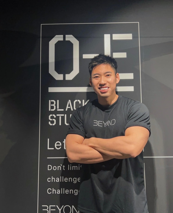 部位別・自重トレーニングジムに行かなくてもかっこいい体が作れる自宅筋トレ15選ダイエット、フィットネス、ヘルスケアのことならFYTTE-フィッテ