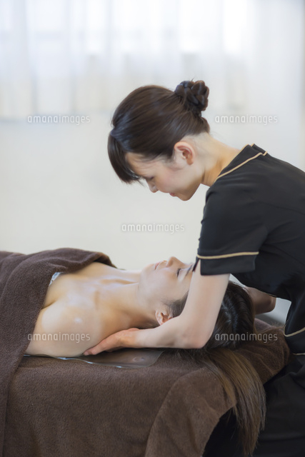 リンパマッサージ」の写真素材11,588件の無料イラスト画像Adobe Stock