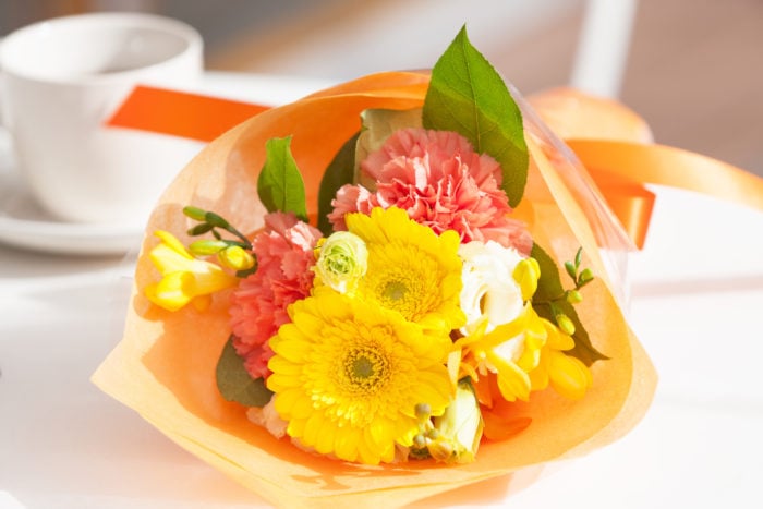 Amazon.co.jp: 廃盤 残りわずか！USAコットンレモンの花ピンクのつぼみ白い花甘酸っぱい爽やかな香り花言葉は遠い日の恋110cmx45cm: ホーム＆キッチン