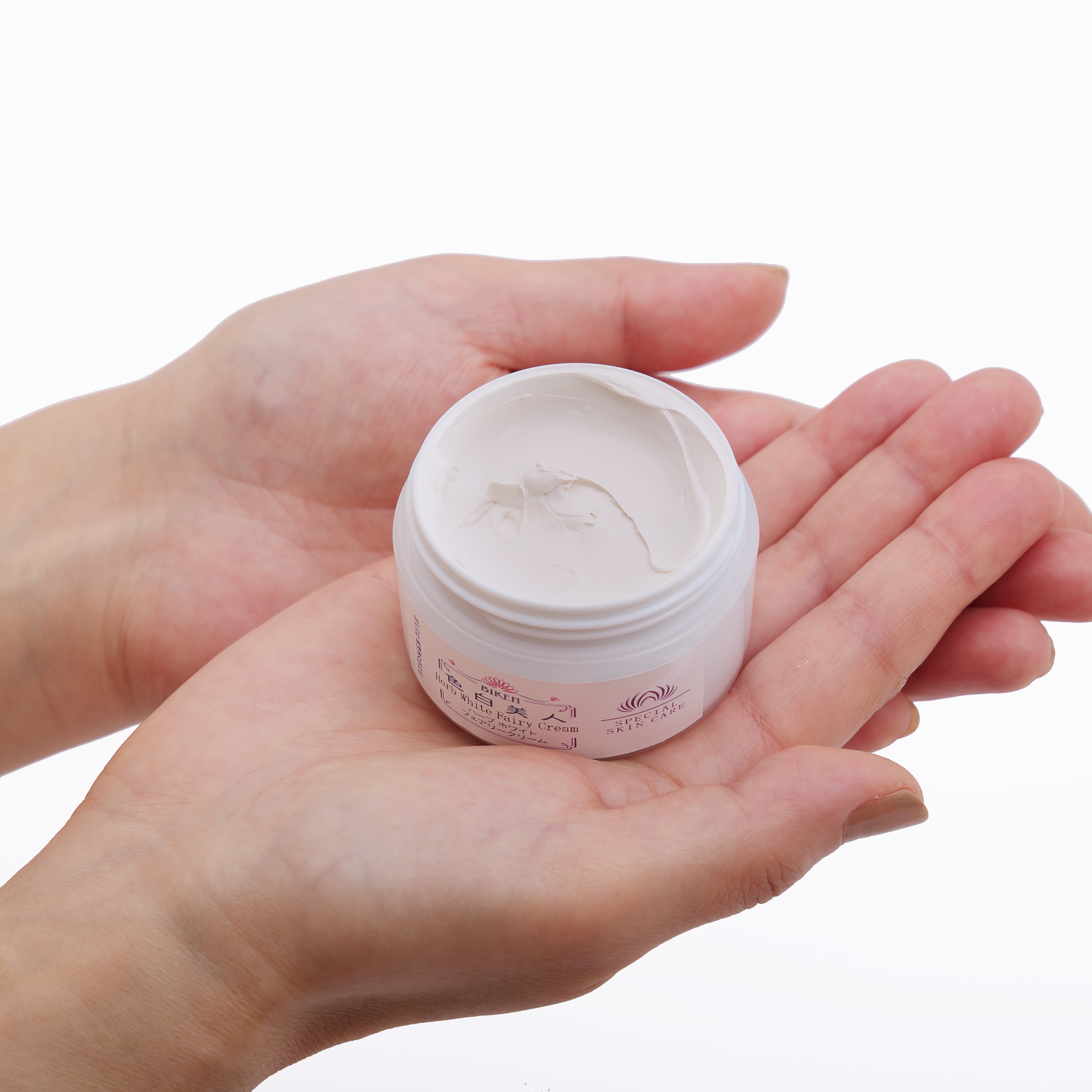 レ・メルヴェイユーズ ラデュレUV プロテクション ボディ クリーム Nの公式商品情報美容・化粧品情報はアットコスメ