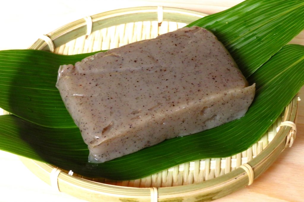 離乳食はいつから始めるべき？進め方やスケジュールthe kindest magazine