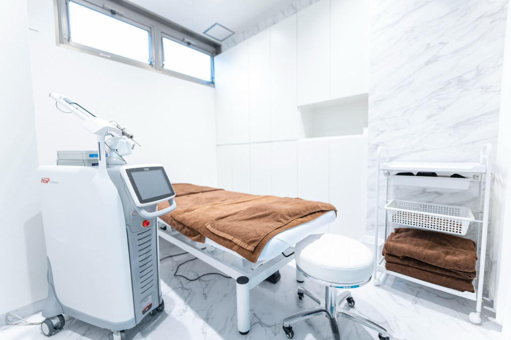 葛飾・金町駅前なか皮膚科の求人・転職情報 美容未経験者歓迎! 皮膚科 美容皮膚科 美容クリニックの看護師とらばーゆ