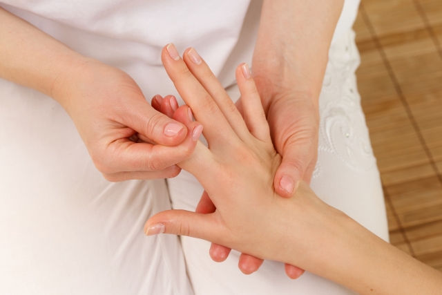 オールハンドボディ＆フェイス オイルリンパマッサージ - hahamas 京都のプライベートマッサージサロン ハハマス