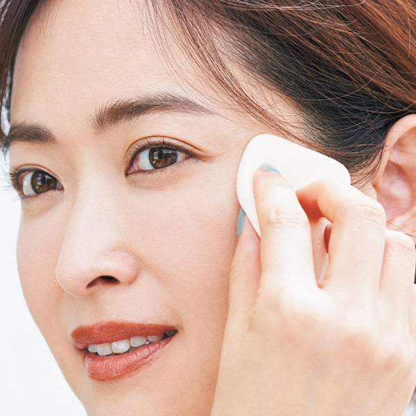 顔が白浮きするのを防ぐファンデーションテクニックハルメク美と健康