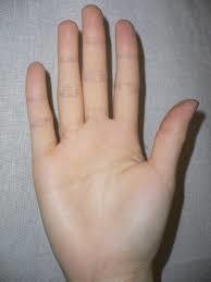 何をしてもタイミングが悪い。「不幸体質の人」に現れる手相5選4MEEE