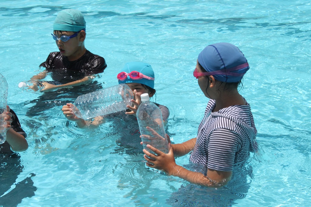 着衣水泳 4年生はつしば歳時記はつしば学園小学校