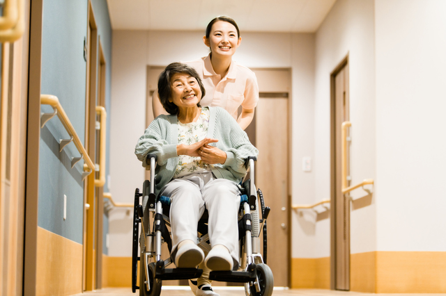 介護 写真素材 - フォトライブラリ