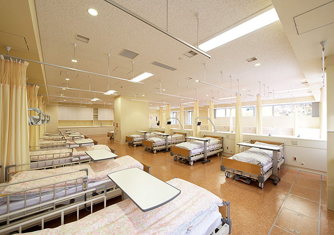 高島平中央総合病院 – 幸和商事株式会社