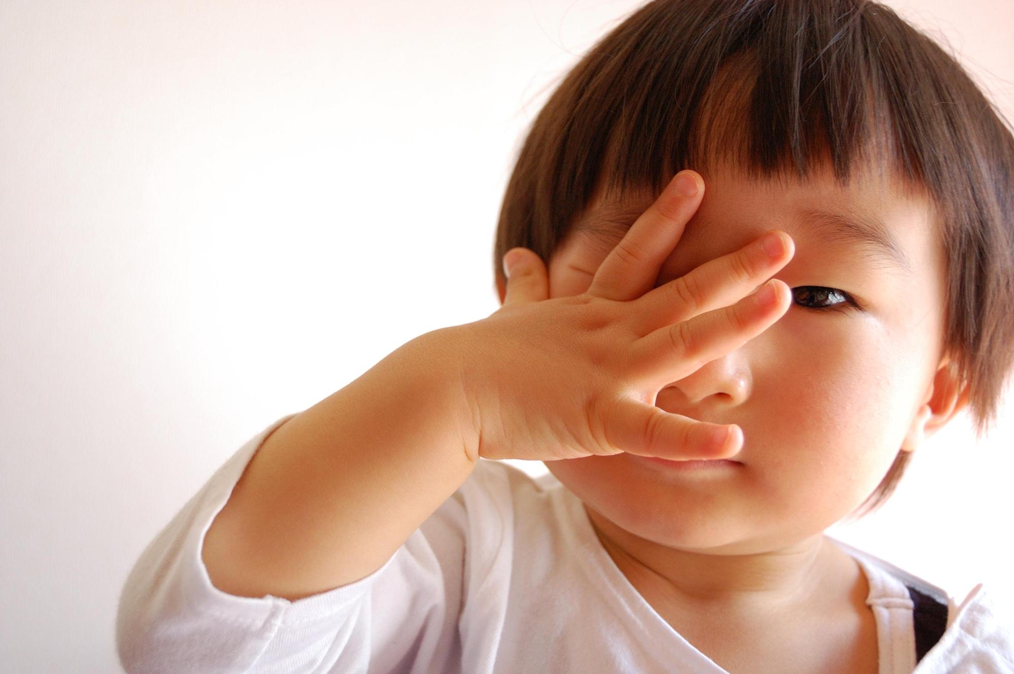 子供の麦粒腫の治療例 - 溜池山王 伊藤眼科