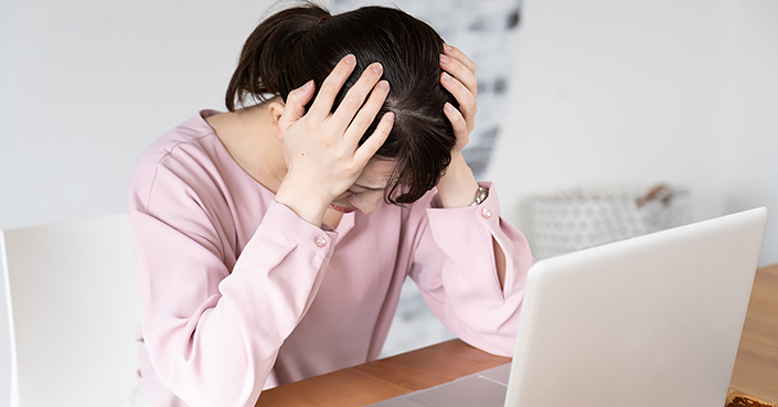 仕事に疲れた・辞めたいときの対処法を紹介！仕事疲れの原因や悪影響とは？ビジネスチャットならChatwork