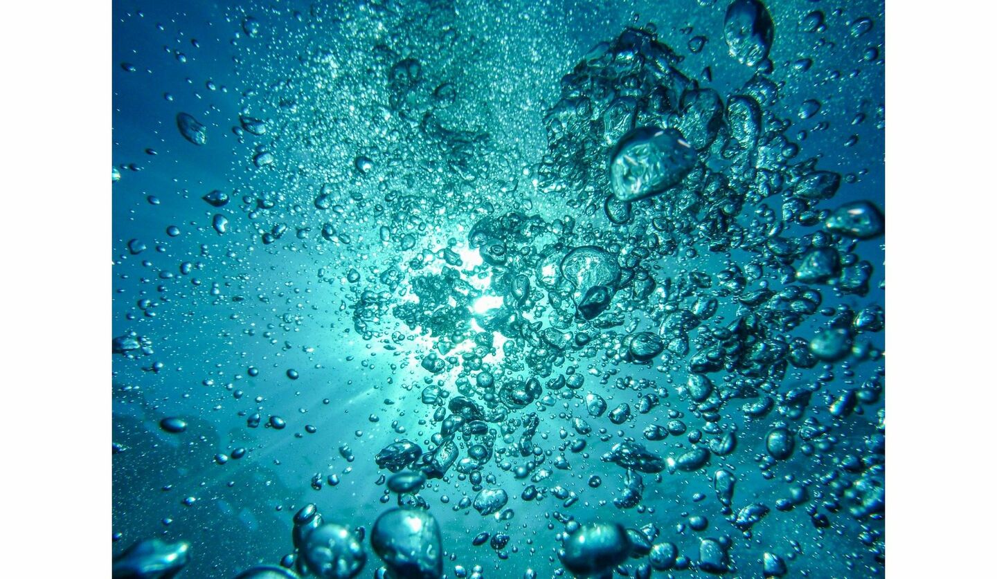 水道水1リットル、コップ1杯だといくら？ミネラルウォーターと比べてどのくらい安い？生活知恵袋