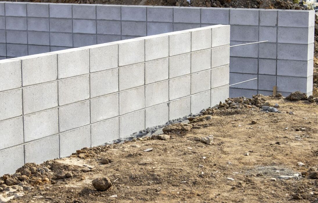 エクステリアプランナー資格取得の難易度は？試験情報・報酬相場を徹底分析資格広場