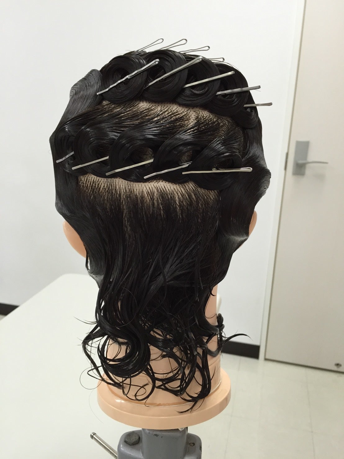 第51回美容師実技試験第2課題 2024年度合格者が教える！受かるオールウェーブ実技対策！ ALBUM アカデミー- YouTube