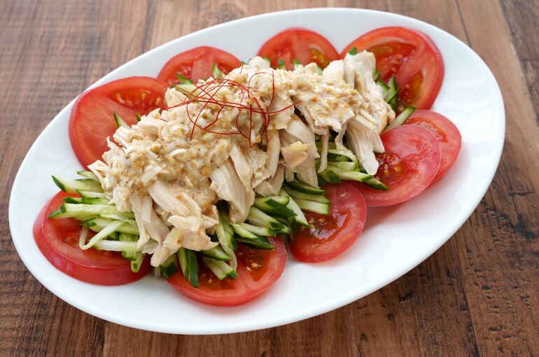 今回は @hom__cookさんのとても素敵な投稿をご紹介✨, -—————————⁡,神ドレッシング！！！これがあればドレッシングを買わなくて大丈夫！！！材料5つだけで激うまチョレギドレッシング作れます！！！,作ったらコメントください😊, ◉用意するもの, ・ごま油大さじ1, ・酢大さじ1, ・醤油大さじ1, ・砂糖 大さじ1,