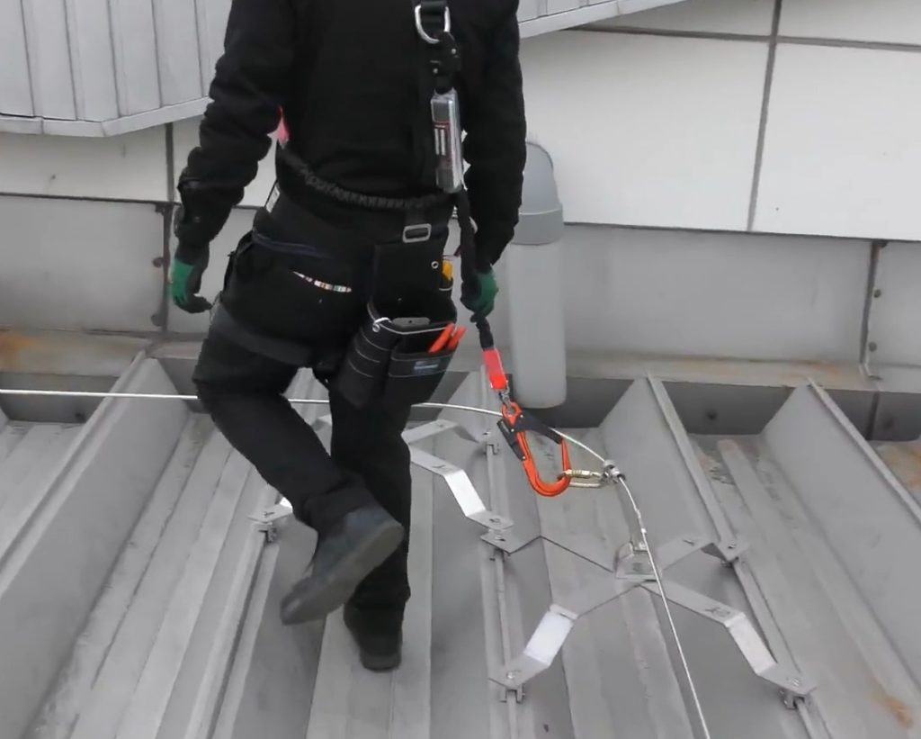 高所作業とは何メートルから？定義や安全対策について解説 - 大同機械-DAIDOC建設・仮設機材 レンタル・販売