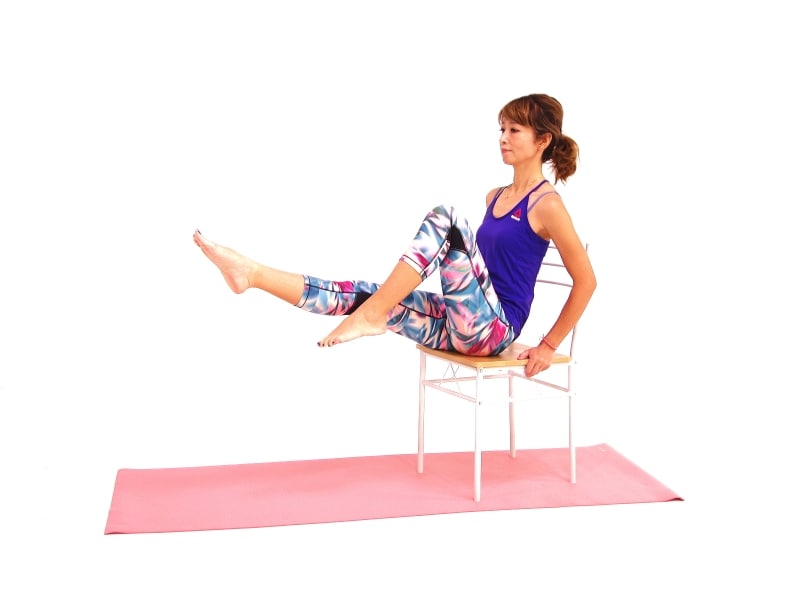 お手軽！エア自転車こぎの正しいやり方と効果 - 筋トレダイエット成功の秘訣はマンツーマン！- アメムチトレーニング