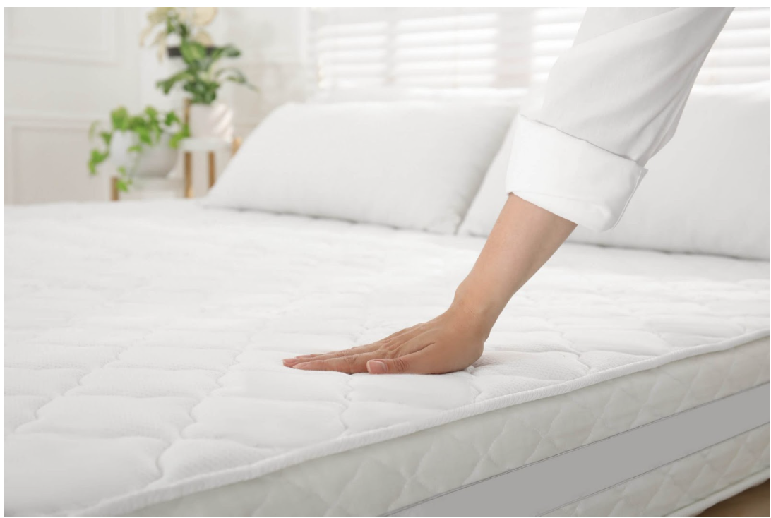 梅雨のカビ対策！待ったなしのベッド、布団の整え方LEE