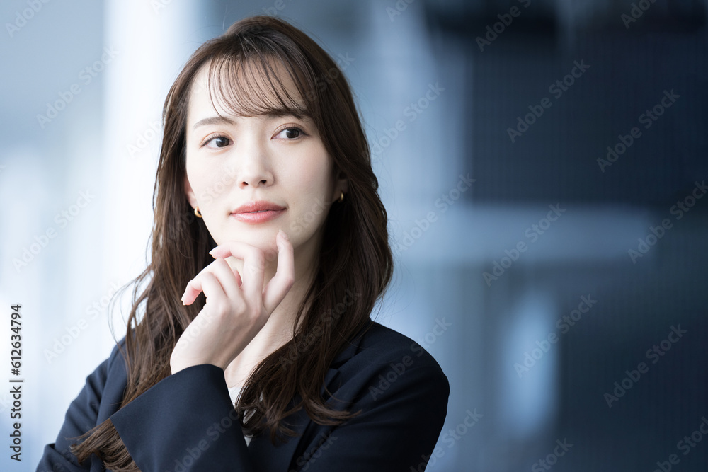 立ち絵 考えるポーズ 顎に手をあてる イラスト - No: 23864916無料イラスト・フリー素材なら「イラストAC」