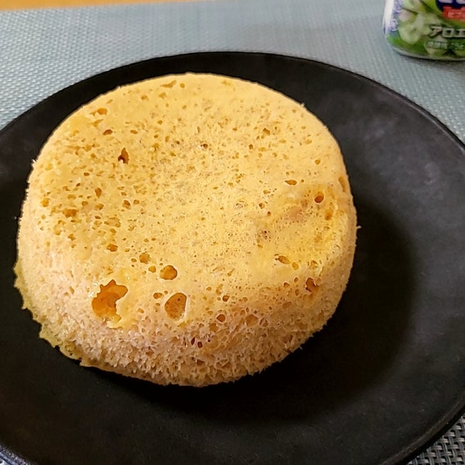 レンジで簡単「蒸しオートミールパンのサンドイッチ」レシピ オートミールの軽食